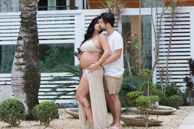 Bianca Leão exibe barriga de 8 meses de gestação (Foto: Vagner Souza / MF Models Assessoria)