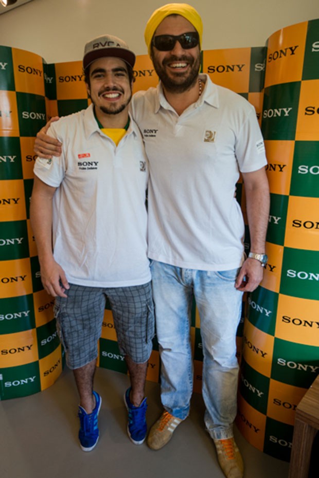 Caio Castro e Thiago Lacerda (Foto: Sony Produtora 7 / divulgação)
