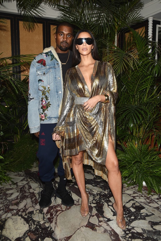Kanye West e Kim Kardashian em festa em Paris, na França (Foto: Jacopo Raule/ Getty Images)