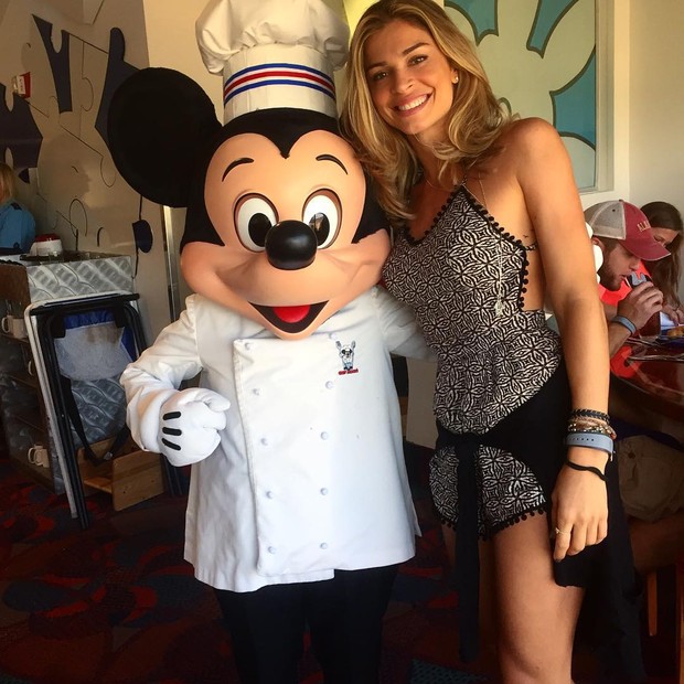 Grazi Massafera curte férias na Disney (Foto: Instagram / Reprodução)