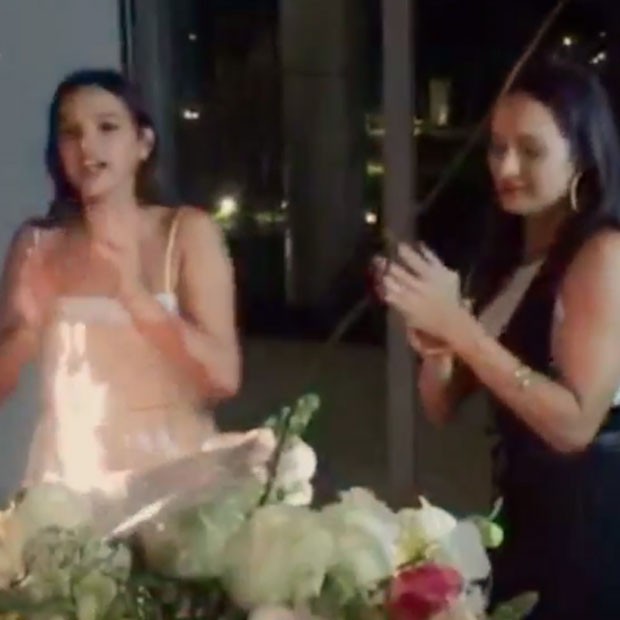 Bruna Marquezine e Thaíssa Carvalho comemoram aniversário juntas (Foto: Instagram/ Reprodução)