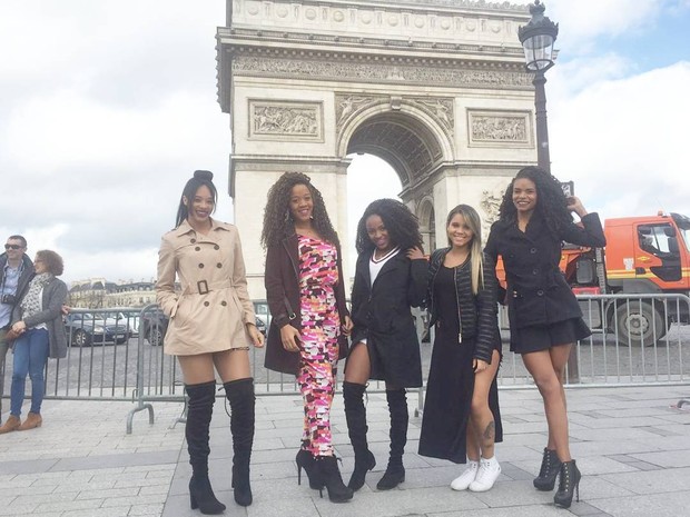 Bonde das Maravilhas em Paris (Foto: Reprodução/Instagram)