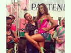 David Brazil e Renata Santos curtem noite de samba no Rio