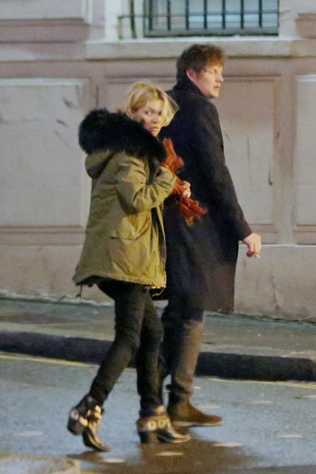Kate Moss e Nikolai Von Bismarck (Foto: Grosby Group/Agência)