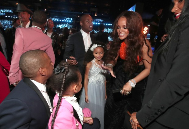 Jay-Z, Blue Ivy Carter e Rihanna (Foto: AFP)