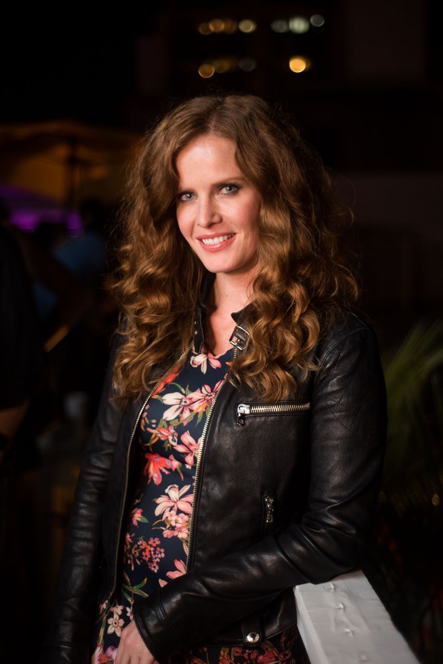 Rebecca Mader (Foto: Diego Batista / Divulgação)