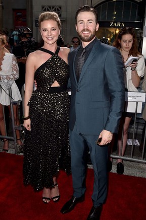 Emily VanCamp e Chris Evans em première em Los Angeles, nos Estados Unidos (Foto: Kevin Winter/ Getty Images/ AFP)