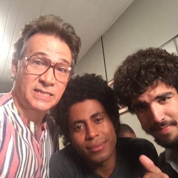 Nelson Freitas, Ícaro Silva e Caio Castro em bastidores de gravação de filme (Foto: Instagram/ Reprodução)