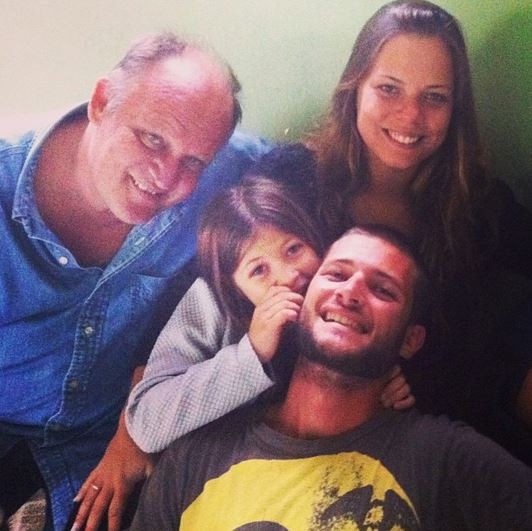 Cirano Rojabaglia com os filhos Pedro, Paloma e Nicole (Foto: Reprodução / Facebook)