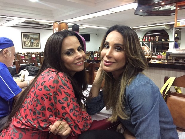 Viviane Araújo e Carol Marra (Foto: Reprodução/Instagram)
