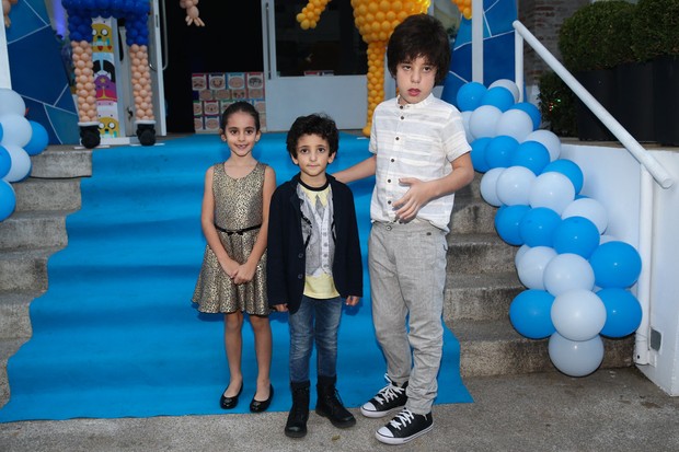 Donatella, Stefano e Romeu - filhos de Marcos Mion (Foto: Manuela Scarpa / Photo Rio News)