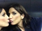 Ivete Sangalo dá beijo no espelho e brinca: 'Tô pegando'