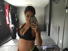 Aryane Steinkopf mostra barrigão de grávida em foto: 'Está tudo pesando'