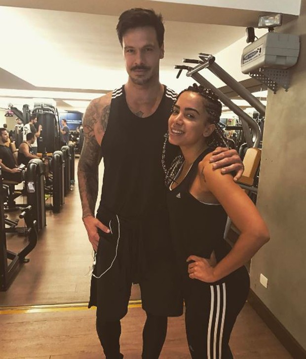 Flavio Mendonça e Anitta (Foto: Instagram / Reprodução)