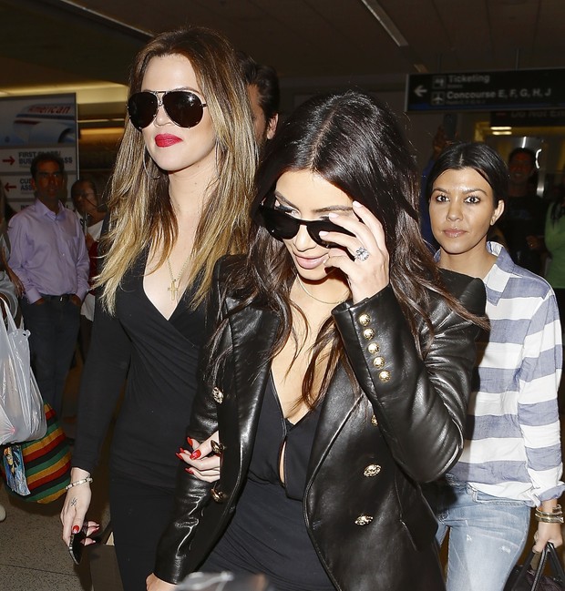 Kim, Khloe e Kourtney Kardashian X17 (Foto: X17/Agência)