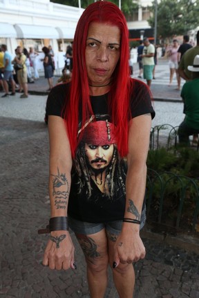 Tatuagens de fã de Johnny Depp (Foto: Andre Freitas e Gabriel Reis / AgNews)