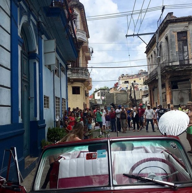 Ju Isen posa em Cuba (Foto: Reprodução/Instagram)