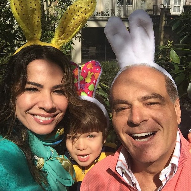 Luciana Gimenez com a família (Foto: Instagram / Reprodução)