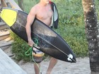 Sarado, Rômulo Neto surfa no Rio e mostra que manda bem nas ondas