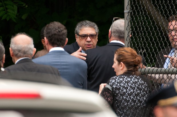 Vincent Pastore, que vivia Sal, no funeral de James Gandolfini (Foto: GETTY IMAGES NORTH AMERICA / AFP)