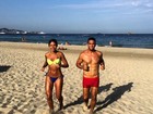 André Marques mantém a boa forma com corridinha em praia de Ibiza