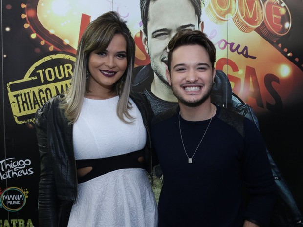 Geisy Arruda e o cantor Thiago Matheus em show em São Paulo (Foto: Thiago Duran/ Ag. News)