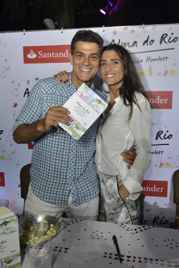 Cynthia Howlett lança livro no Rio (Foto: Leo Marinho / AgNews)