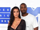 Kim Kardashian faz de tudo para ajudar Kanye West, diz site