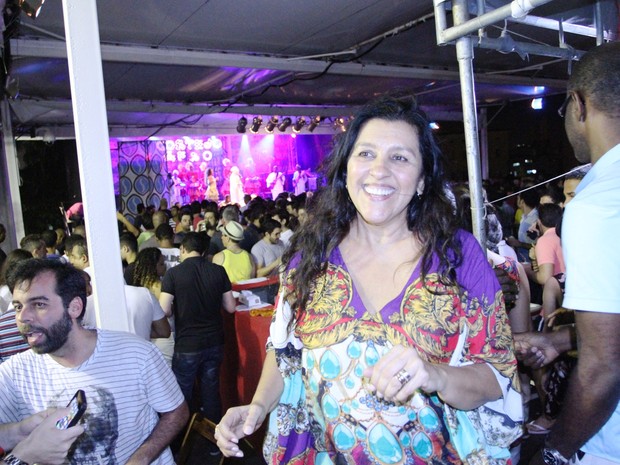 Regina Casé em show em Salvador, na Bahia (Foto: Edgar de Souza/ Divulgação)