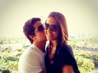 Enzo Celulari beija a namorada e publica foto na web: 'Minha garota'