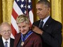 Ellen DeGeneres recebe medalha do presidente Barack Obama