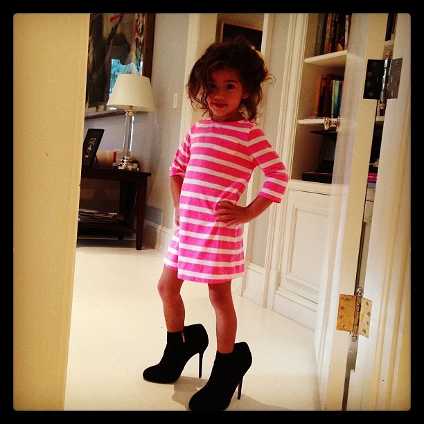 Valentina, filha de Adriana Lima (Foto: Instagram/ Reprodução)