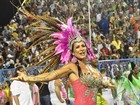 Scheila Carvalho, Sheron e mais beldades participam de ensaios de carnaval