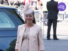 Look do dia: Grávida, Kate Middleton usa look elegante em cerimônia real