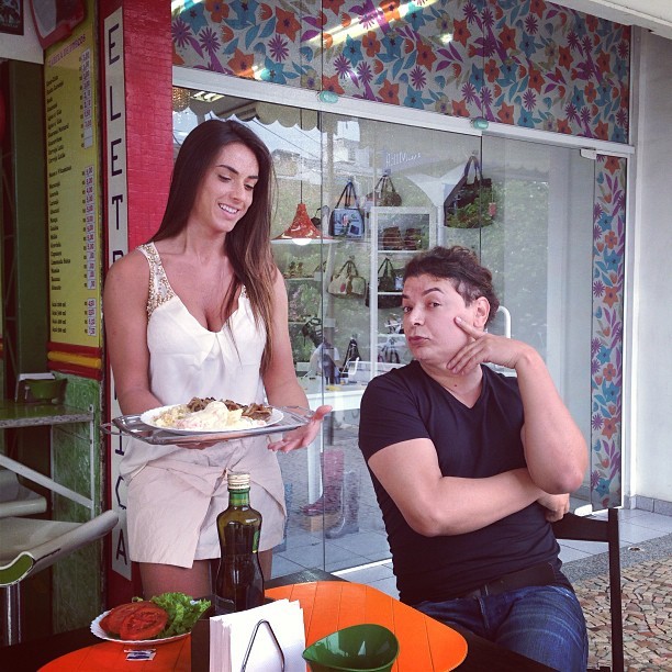 Nicole Bahls e David Brazil (Foto: Instagram / Reprodução)