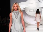 Candice Swanepoel é a estrela da Colcci na São Paulo Fashion Week