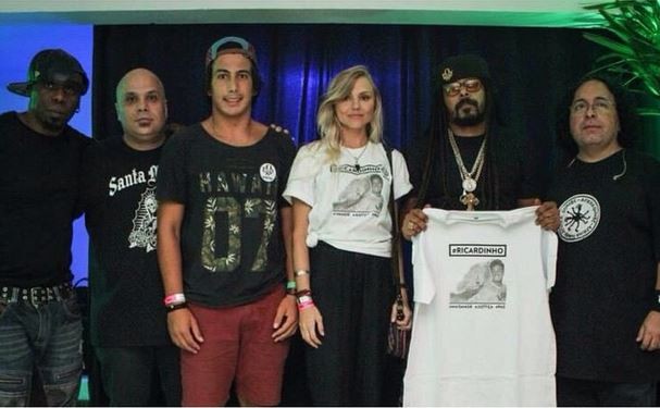 Karoline Esser e integrantes da banda  &quot;O Rappa&quot; (Foto: Instagram/Reprodução)