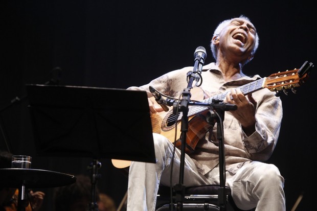 Gilberto Gil se apresenta no Rio (Foto: Roberto Filho / AgNews)