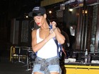 Rihanna usa brincos enormes para ir a restaurante