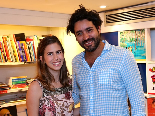 Maria Proenca e Hedi Ferjani e Gonzalez em livraria no Leblon, Zona Sul do Rio (Foto: Murillo Tinoco/ Divulgação)