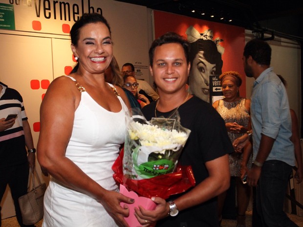 Solange Couto e Jamerson Andrade em estreia de peça na Zona Oeste do Rio (Foto: Anderson Borde/ Ag. News)