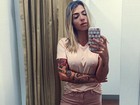 Petra Mattar posta selfie e ausência de sutiã chama atenção