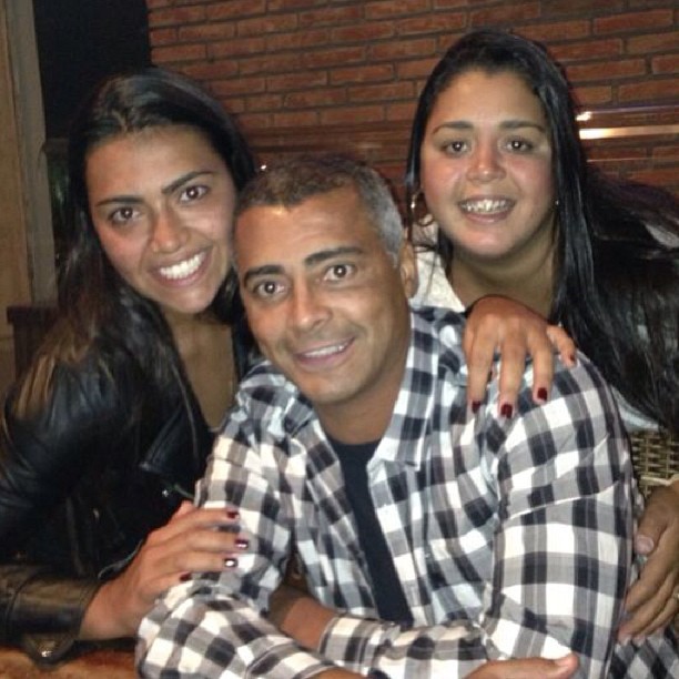 Romário com a irmã e a filha Moniquinha (Foto: Reprodução/Instagram)