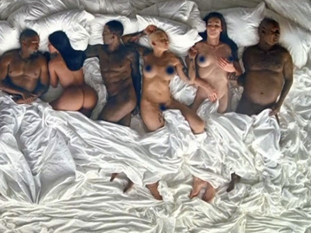 Kanye West, Kim Kardashian, Ray J, Amber Rose, Caitlyn Jenner e Bill Cosby são retratados em clipe (Foto: Reprodução)