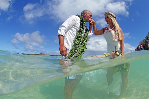 Kadu Moliterno e Cristianne Rodriguez (Foto: Hawaii Eco Weddings / MF Assessoria)