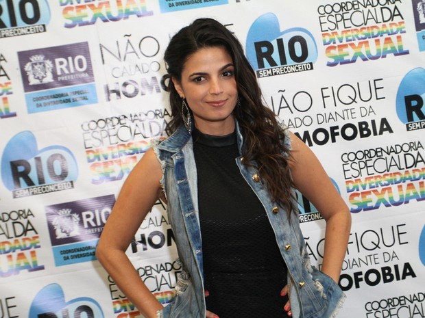 Emanuelle Araújo em evento no Centro do Rio (Foto: Anderson Borde/ Ag. News)