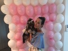 Eliana Amaral mostra festinha de 2 anos de sua cachorrinha, Channel