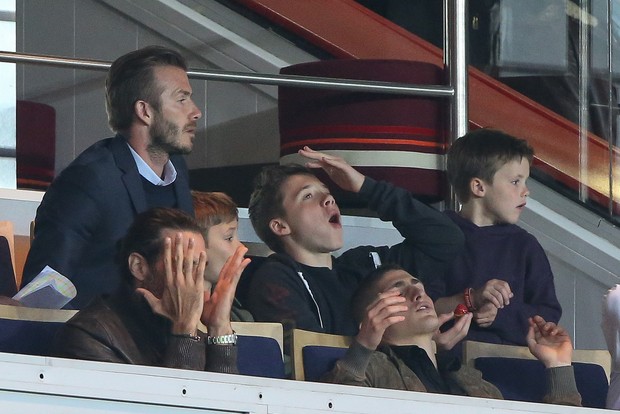 David Beckham e os filhos assistem a jogo do Paris Saint German (Foto: Getty Images)