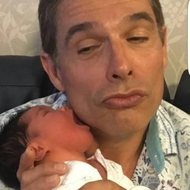 Olivier posa com a filha Olívia (Foto: Reprodução/Instagram)