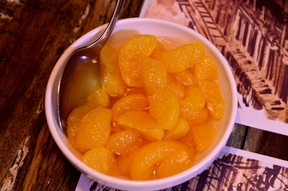 Gomos de tangerina em calda - receita de sobremesa Antônia Fontenelle (Foto: Roberto Teixeira/EGO)